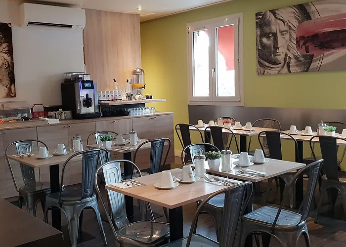 Hotel San Carlu Citadelle Ajaccio (Corsica)