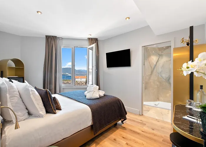 Hotel San Carlu Citadelle Ajaccio (Corsica)