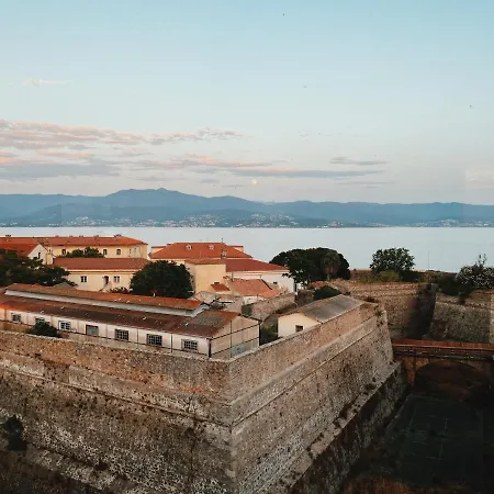 ホテル San Carlu Citadelle アジャクシオ