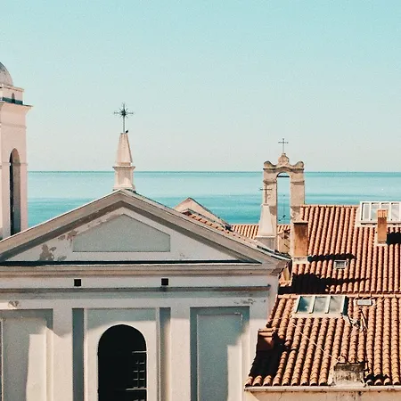 Hotel San Carlu Citadelle Ajaccio (Corsica)